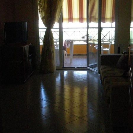 Lina'S Apartment ฮีมาเรอ ภายนอก รูปภาพ