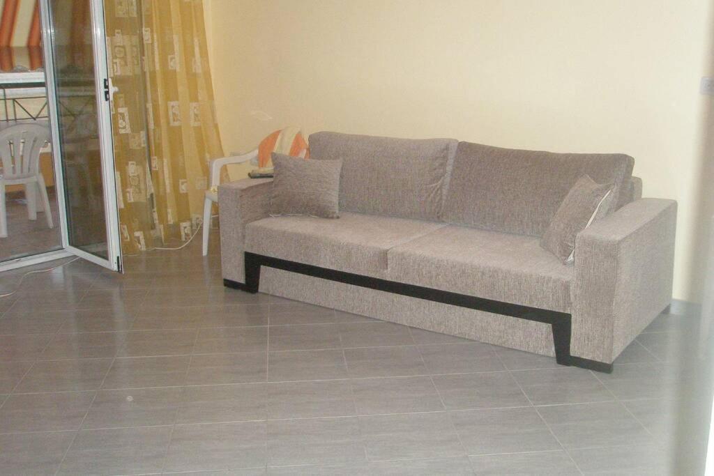 Lina'S Apartment ฮีมาเรอ ภายนอก รูปภาพ