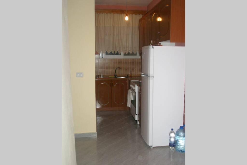 Lina'S Apartment ฮีมาเรอ ภายนอก รูปภาพ