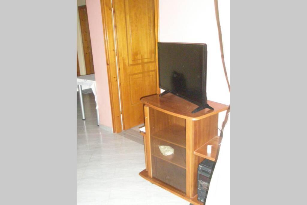 Lina'S Apartment ฮีมาเรอ ภายนอก รูปภาพ